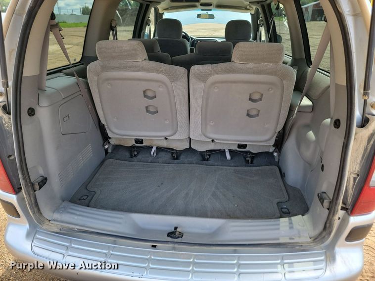 image for item DQ7469 2002 Chevrolet Venture  van