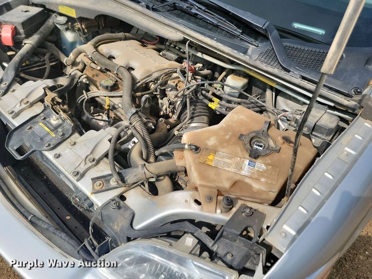 image for item DQ7469 2002 Chevrolet Venture  van