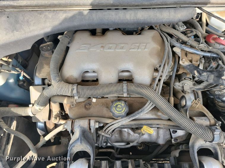 image for item DQ7469 2002 Chevrolet Venture  van