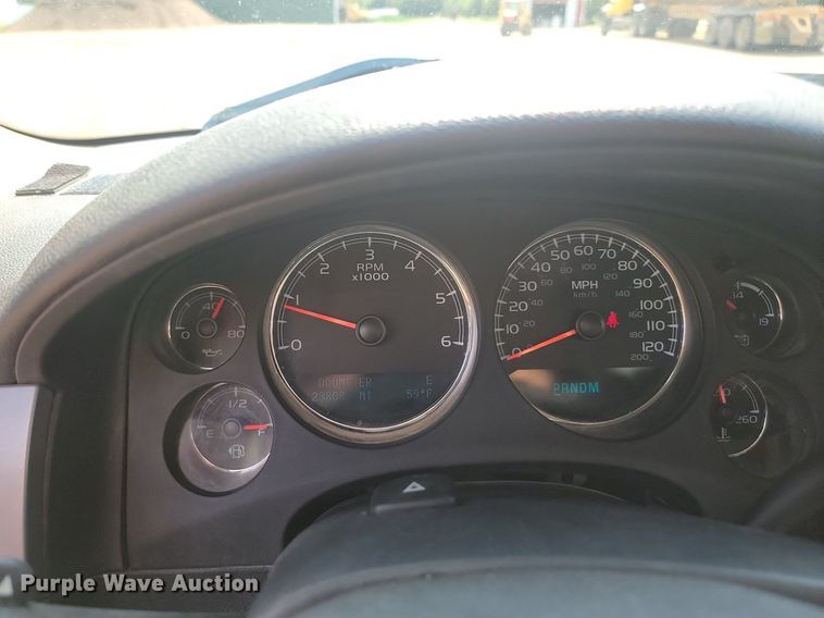 image for item DQ7470 2011 Chevrolet Tahoe Police  SUV