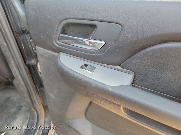 image for item DQ7470 2011 Chevrolet Tahoe Police  SUV