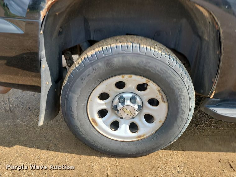 image for item DQ7470 2011 Chevrolet Tahoe Police  SUV