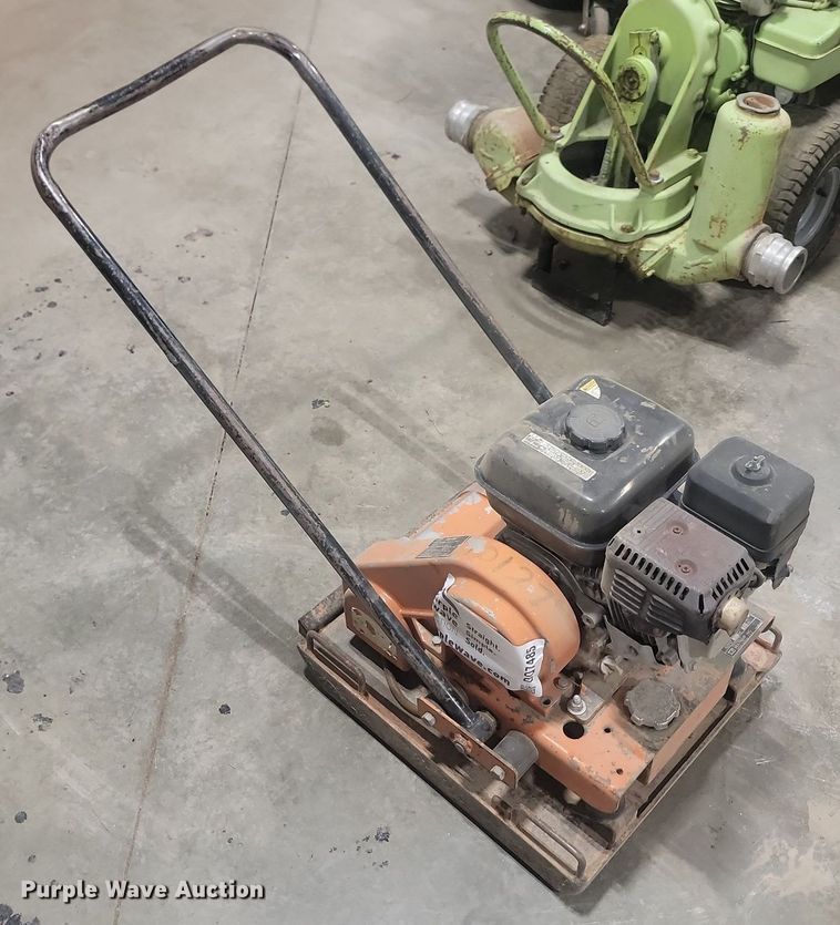 image for item DQ7485 Multiquip MVC-90H  plate compactor