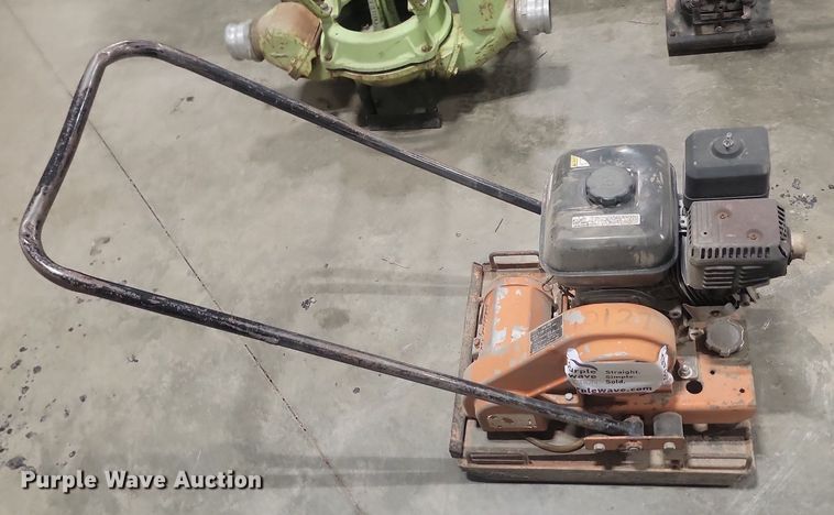 image for item DQ7485 Multiquip MVC-90H  plate compactor