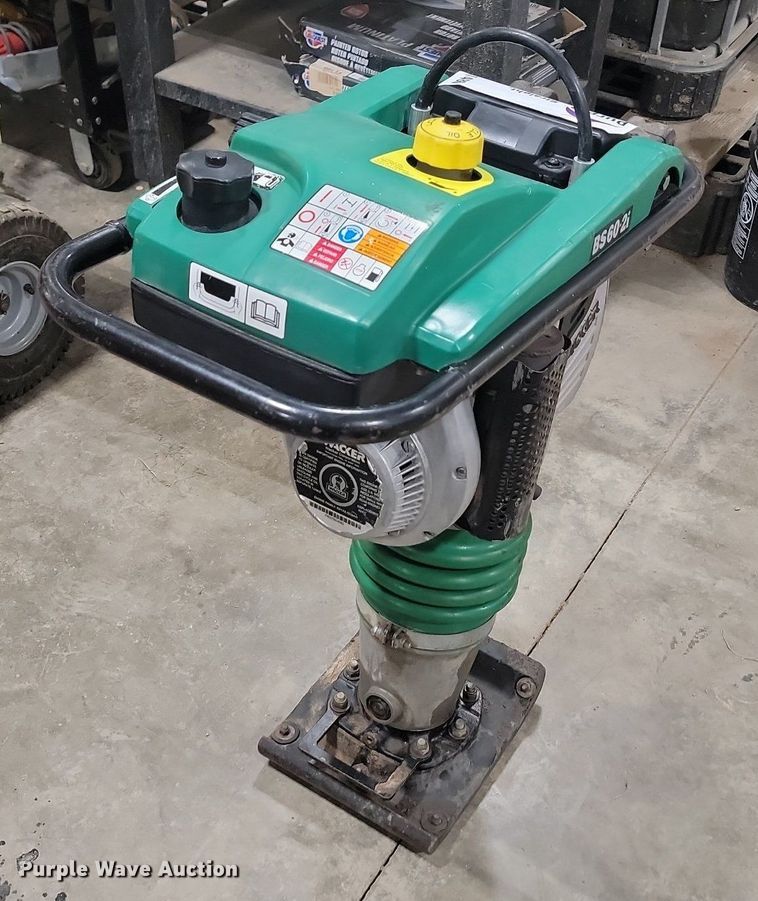 image for item DQ7486 Wacker Neuson  plate compactor