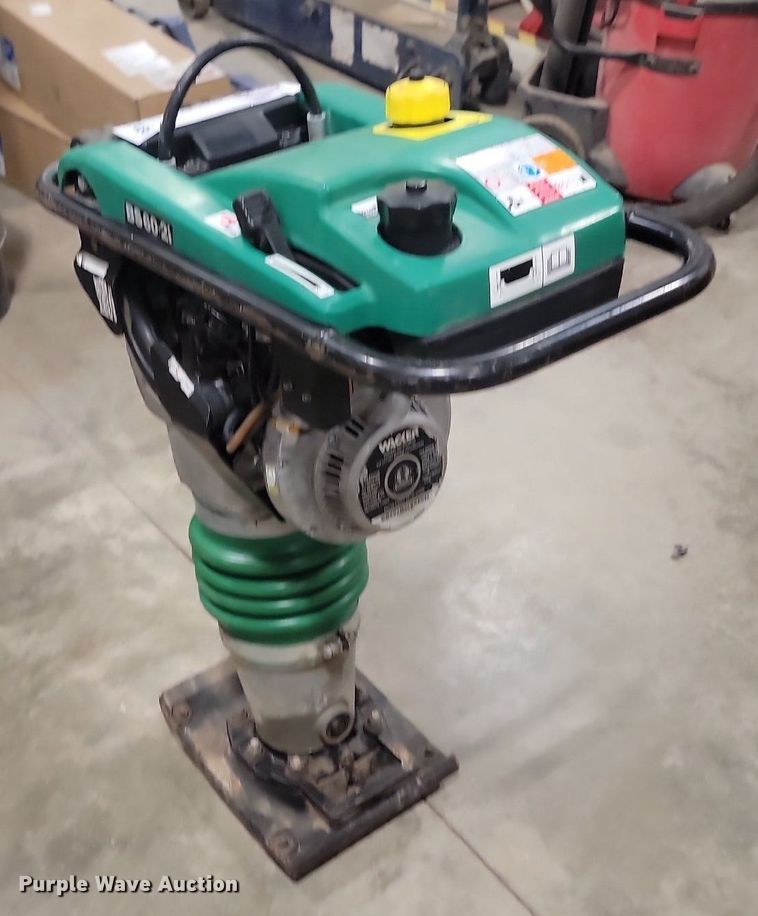 image for item DQ7486 Wacker Neuson  plate compactor