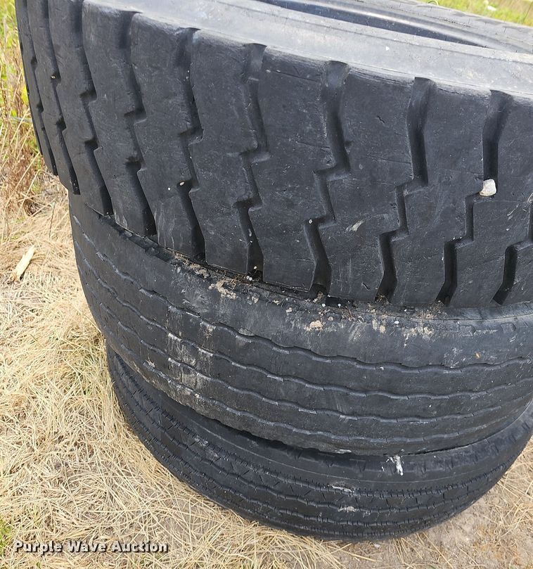 image for item DR3388 (3) tires
