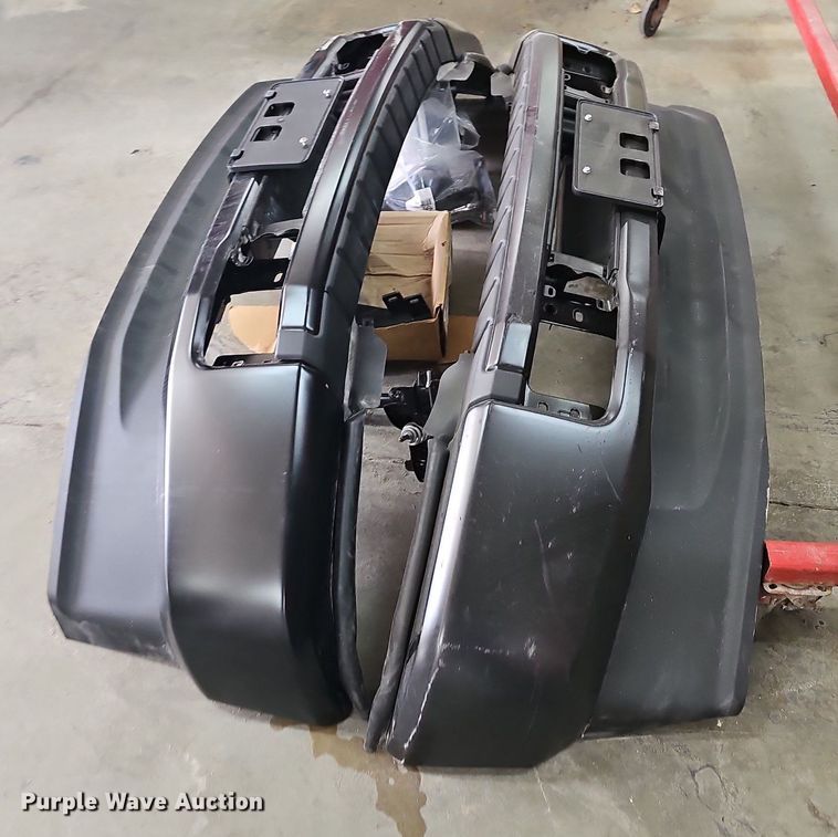 image for item DR3390 (2) Ford front bumpers