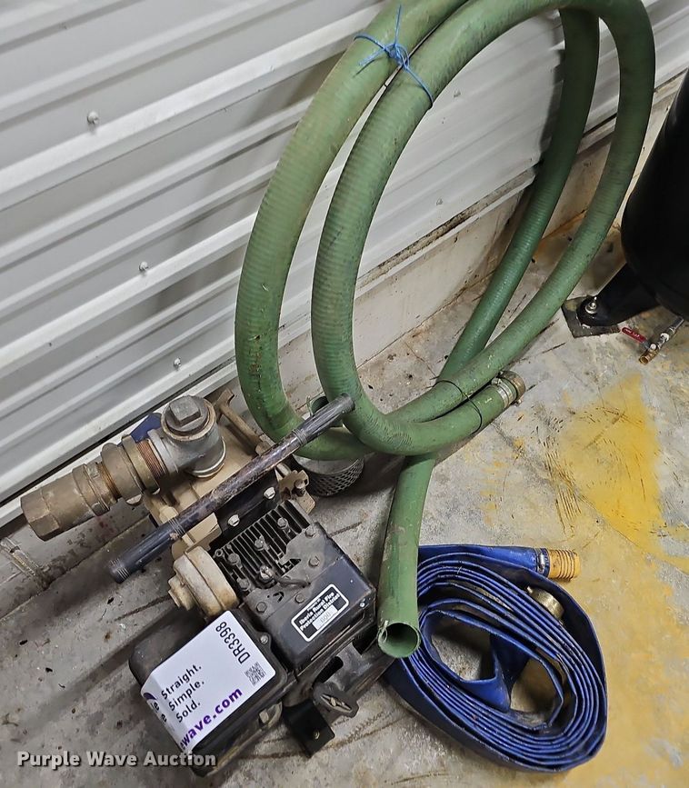 image for item DR3398 Briggs & Stratton  pump