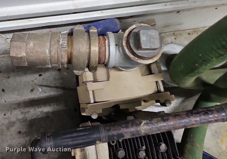 image for item DR3398 Briggs & Stratton  pump