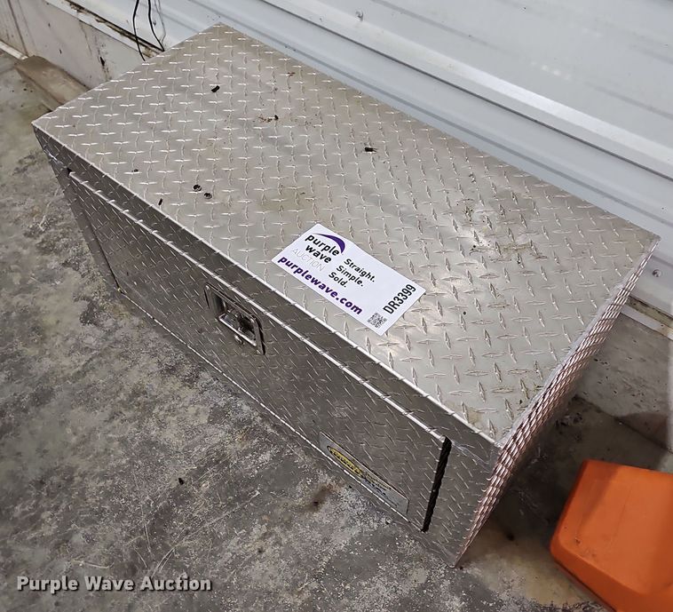 image for item DR3399 Daws Manufacturing  toolbox