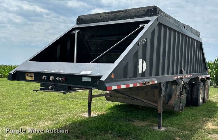 image for item DS2040 2013 CTS BDT-30  bottom dump trailer