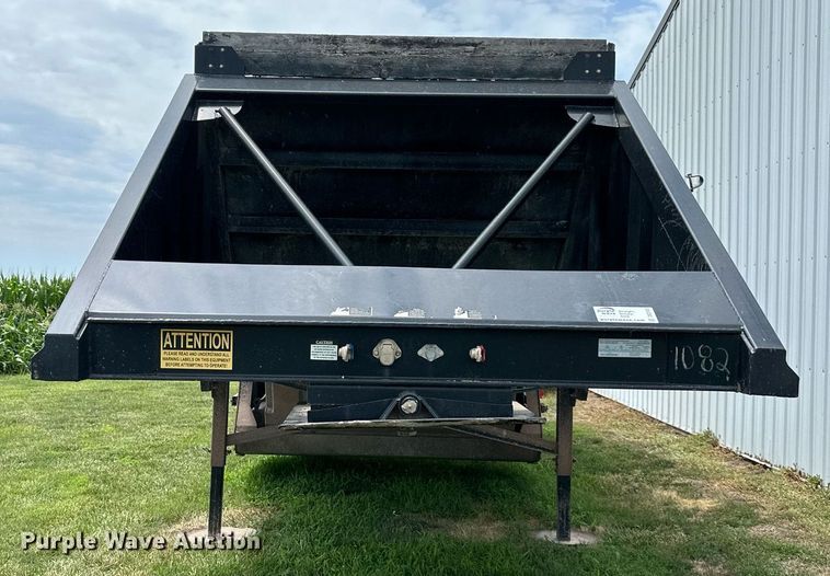 image for item DS2040 2013 CTS BDT-30  bottom dump trailer