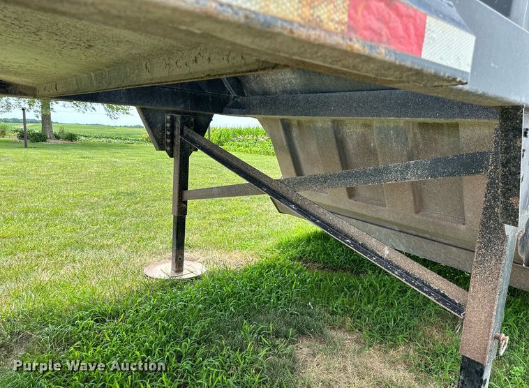 image for item DS2040 2013 CTS BDT-30  bottom dump trailer