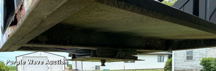 image for item DS2040 2013 CTS BDT-30  bottom dump trailer