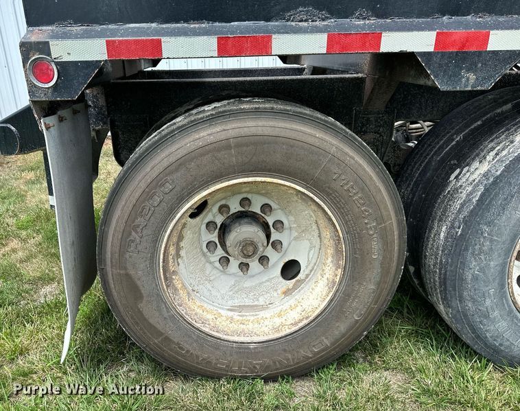 image for item DS2040 2013 CTS BDT-30  bottom dump trailer