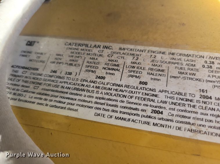 image for item JO9230 2004 Freightliner FL70  box truck