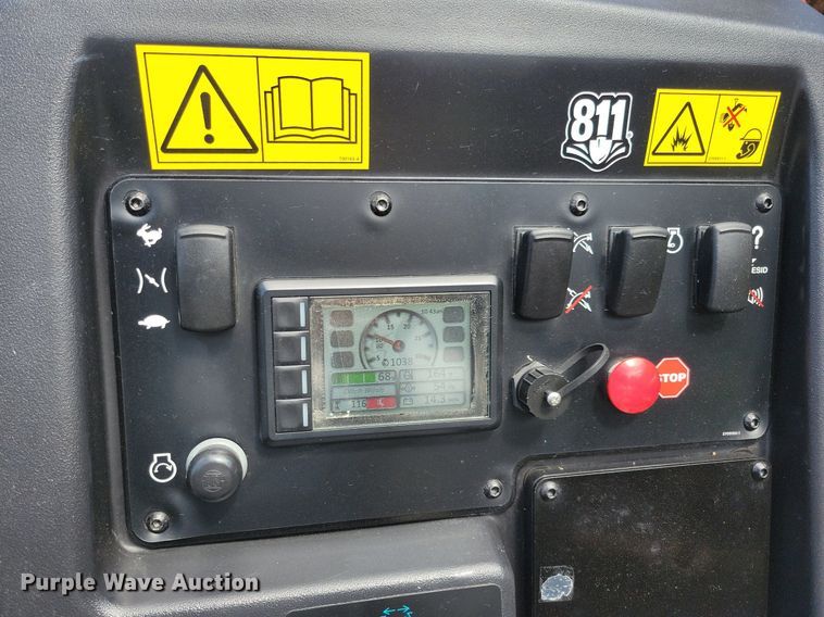 image for item JO9274 2020 Ditch Witch JT10  directional boring unit with trailer