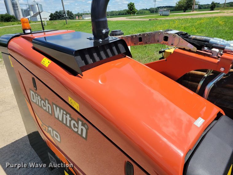 image for item JO9274 2020 Ditch Witch JT10  directional boring unit with trailer