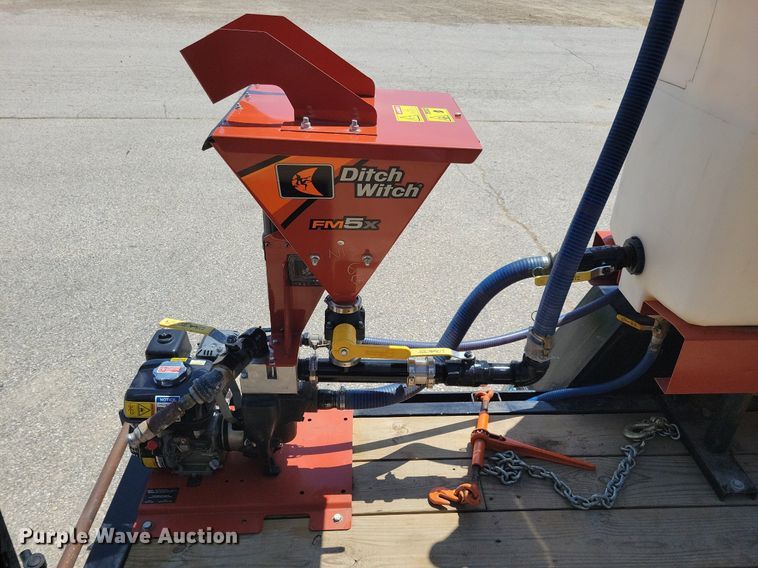 image for item JO9274 2020 Ditch Witch JT10  directional boring unit with trailer