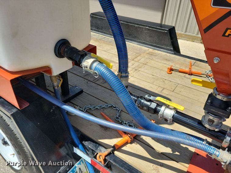 image for item JO9274 2020 Ditch Witch JT10  directional boring unit with trailer