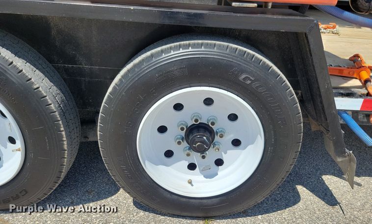 image for item JO9274 2020 Ditch Witch JT10  directional boring unit with trailer