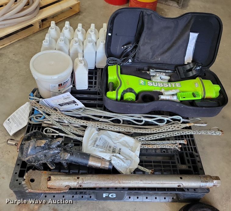 image for item JO9274 2020 Ditch Witch JT10  directional boring unit with trailer