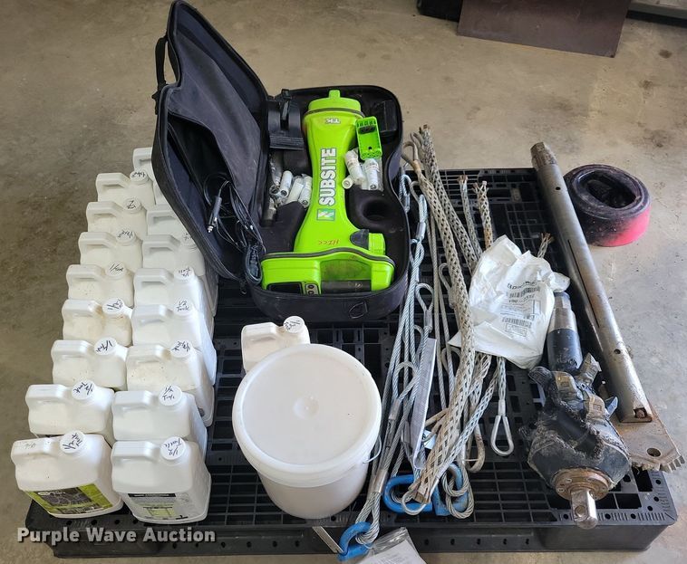 image for item JO9274 2020 Ditch Witch JT10  directional boring unit with trailer