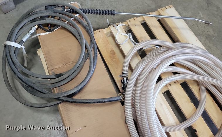 image for item JO9274 2020 Ditch Witch JT10  directional boring unit with trailer