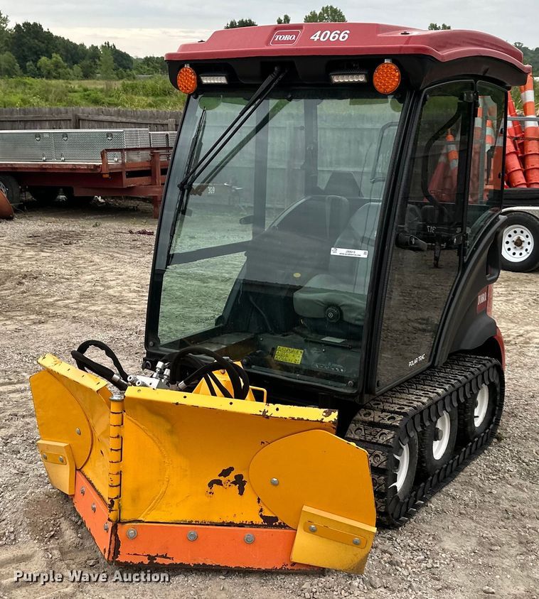 image for item JX9013 Toro Groundsmaster 7200  lawn mower