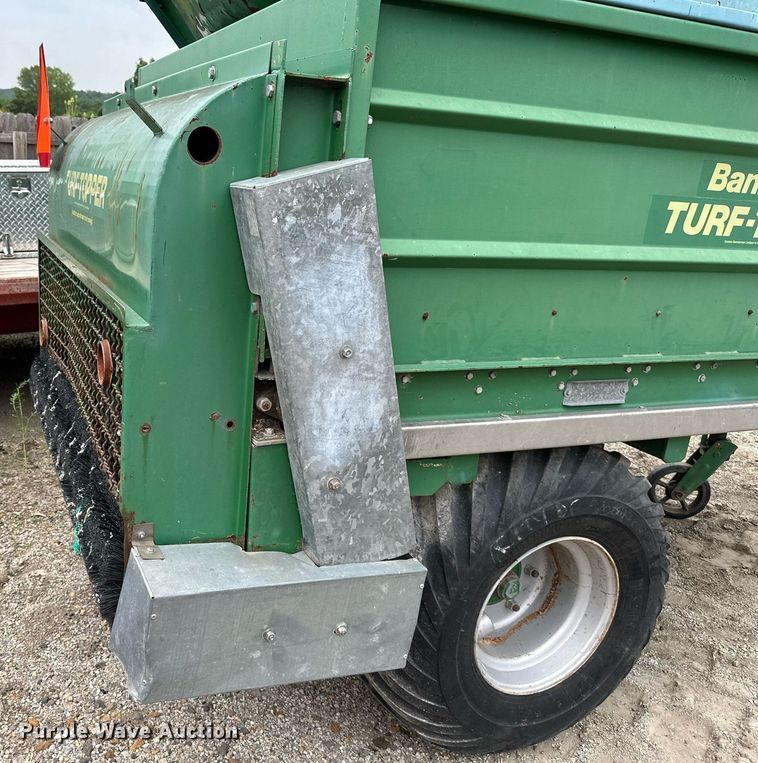 Bannerman BTD20 top dresser spreader in Shawnee, KS Item JX9015 for sale Purple Wave