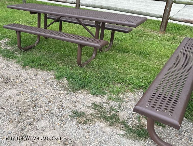 image for item JX9017 (17) picnic tables
