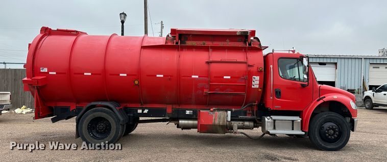 image for item KX9073 2011 Freightliner  refuse truck