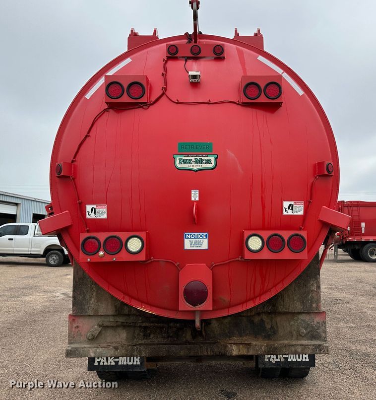 image for item KX9073 2011 Freightliner  refuse truck