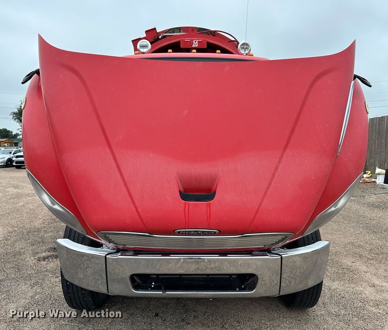 image for item KX9073 2011 Freightliner  refuse truck