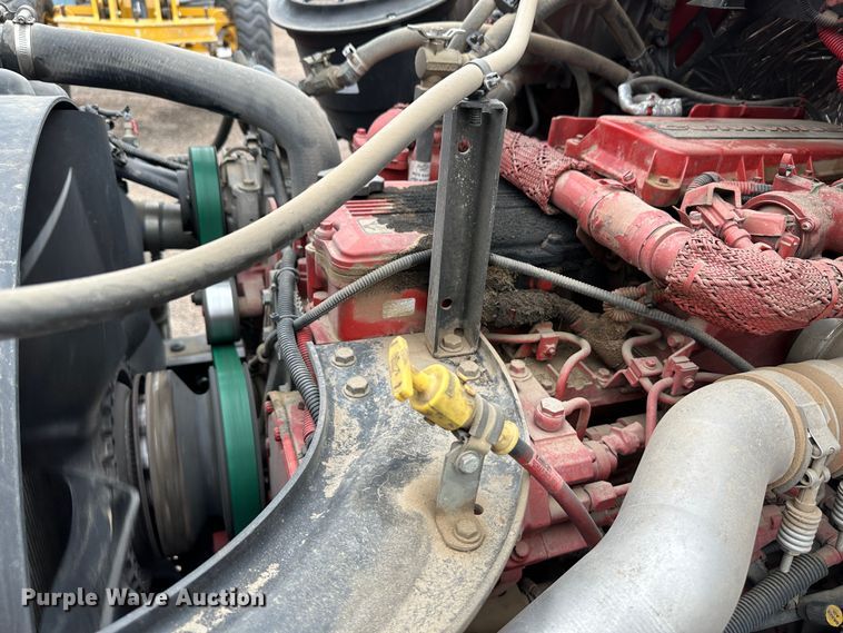 image for item KX9073 2011 Freightliner  refuse truck