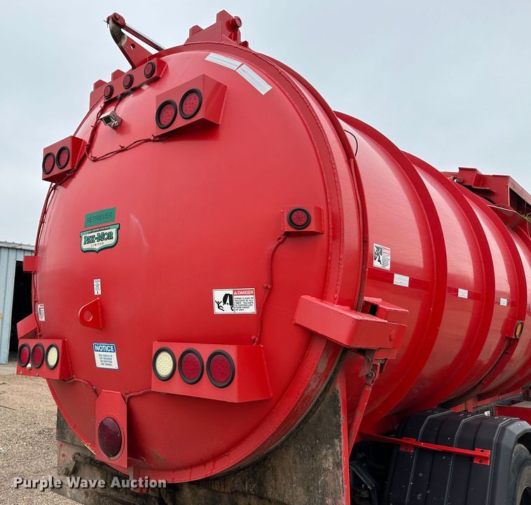 image for item KX9073 2011 Freightliner  refuse truck