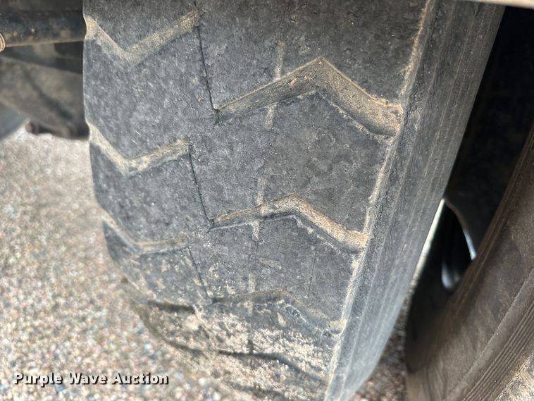 image for item KX9073 2011 Freightliner  refuse truck