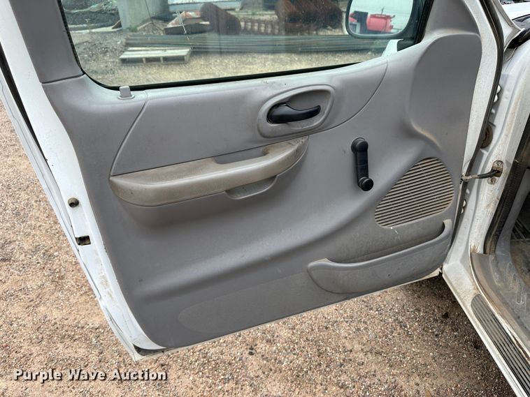 image for item KX9076 2000 Ford F150  SuperCab pickup truck