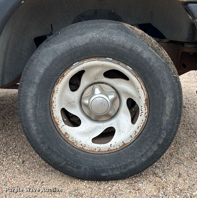 image for item KX9076 2000 Ford F150  SuperCab pickup truck