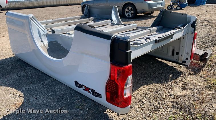 image for item LH9719 Pickup truck bed