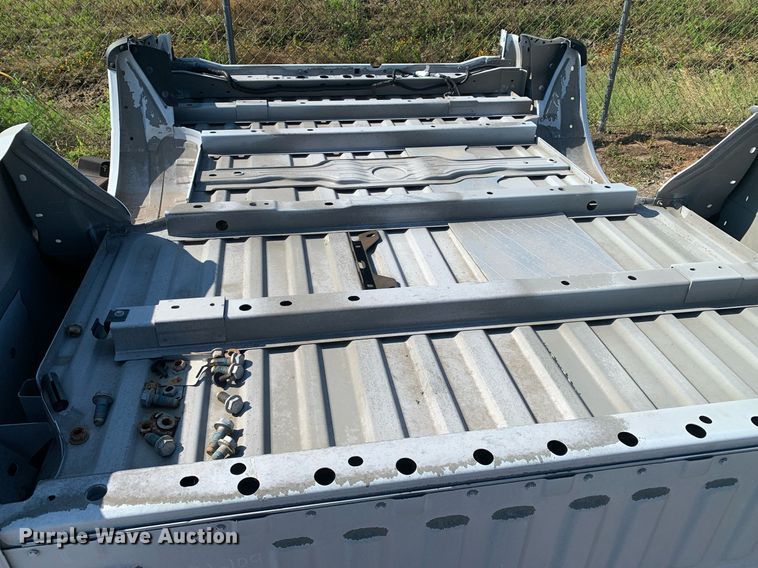 image for item LH9719 Pickup truck bed