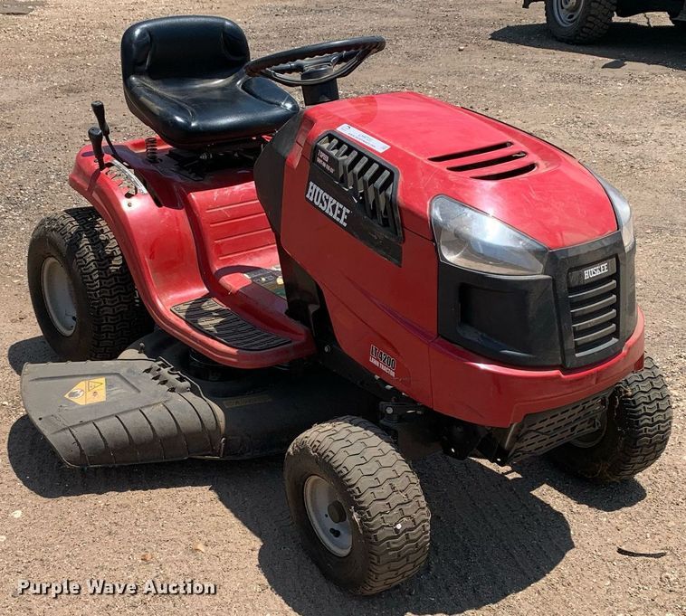 image for item LH9720 MTD Huskee LT 4200  lawn mower