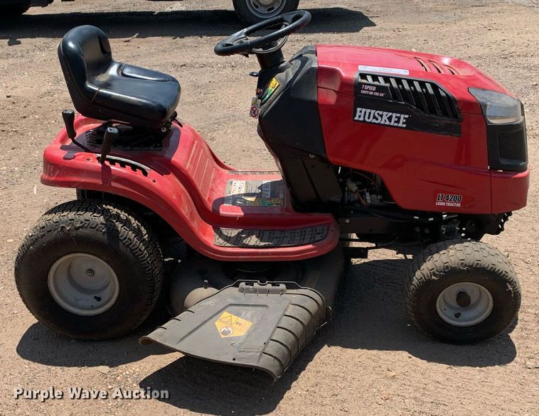 image for item LH9720 MTD Huskee LT 4200  lawn mower