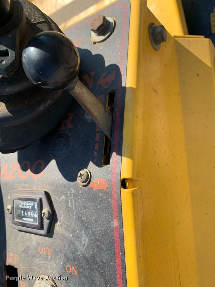 image for item LH9723 Yazoo YZTK20  ZTR lawn mower