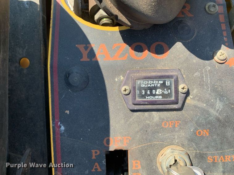 image for item LH9723 Yazoo YZTK20  ZTR lawn mower