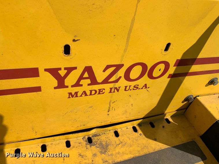 image for item LH9723 Yazoo YZTK20  ZTR lawn mower