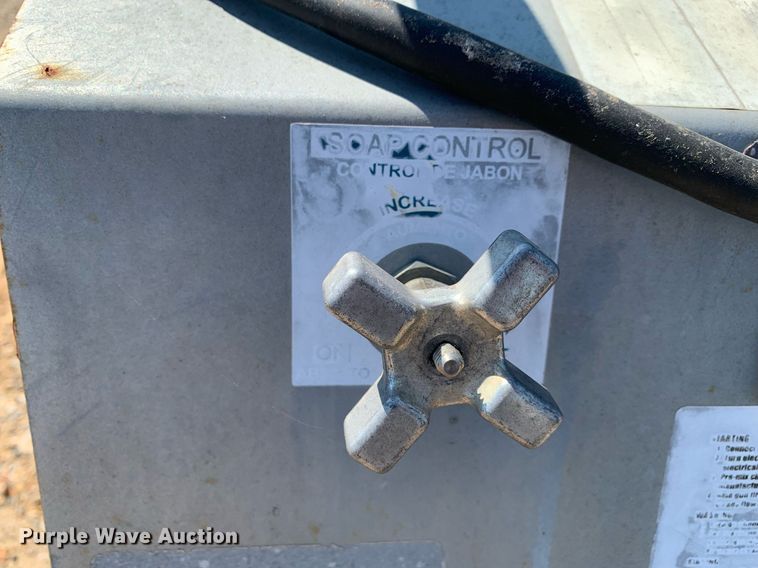 image for item LH9724 Delco Equalizer 420 IBD  pressure washer