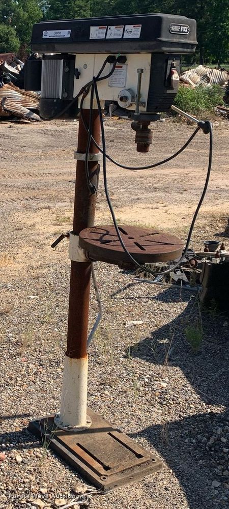 image for item LH9725 2011 Shop Fox W1680 17