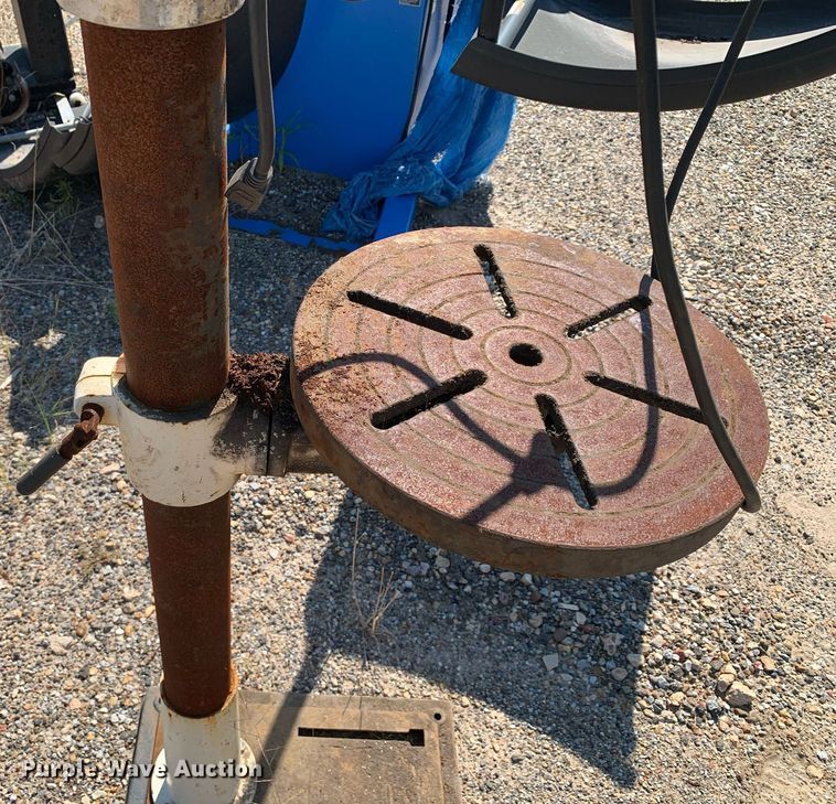 image for item LH9725 2011 Shop Fox W1680 17